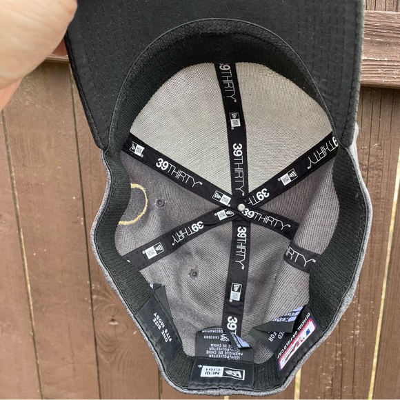 Cubs 2016 World Series Champions Official On-Field Baseball Cap - Picture 10 of 13